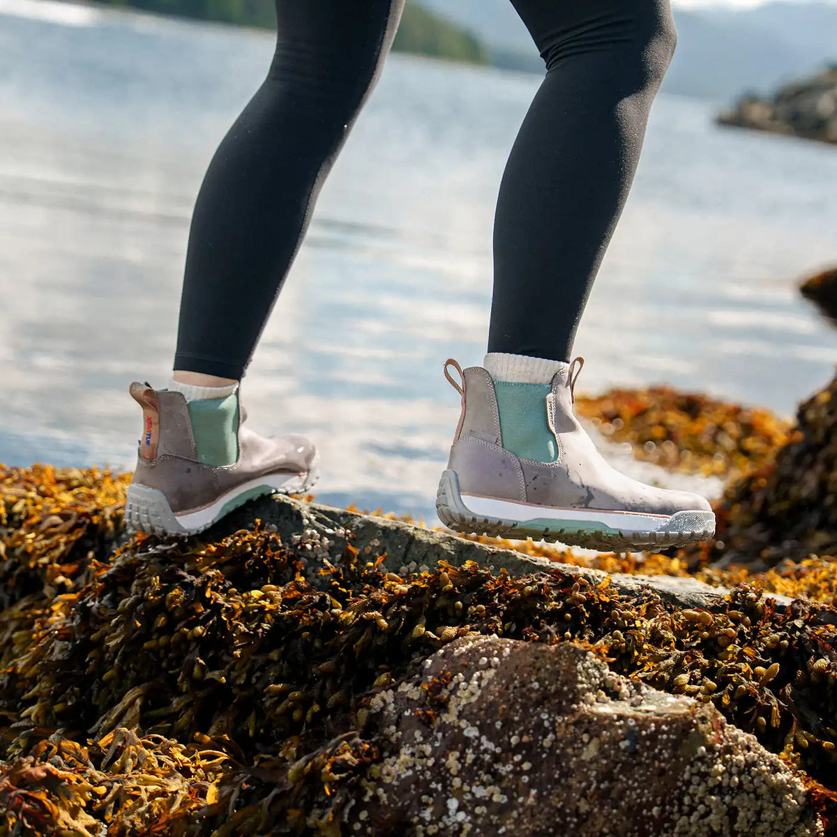 Women's Waterproof Leather Ankle Deck Boot